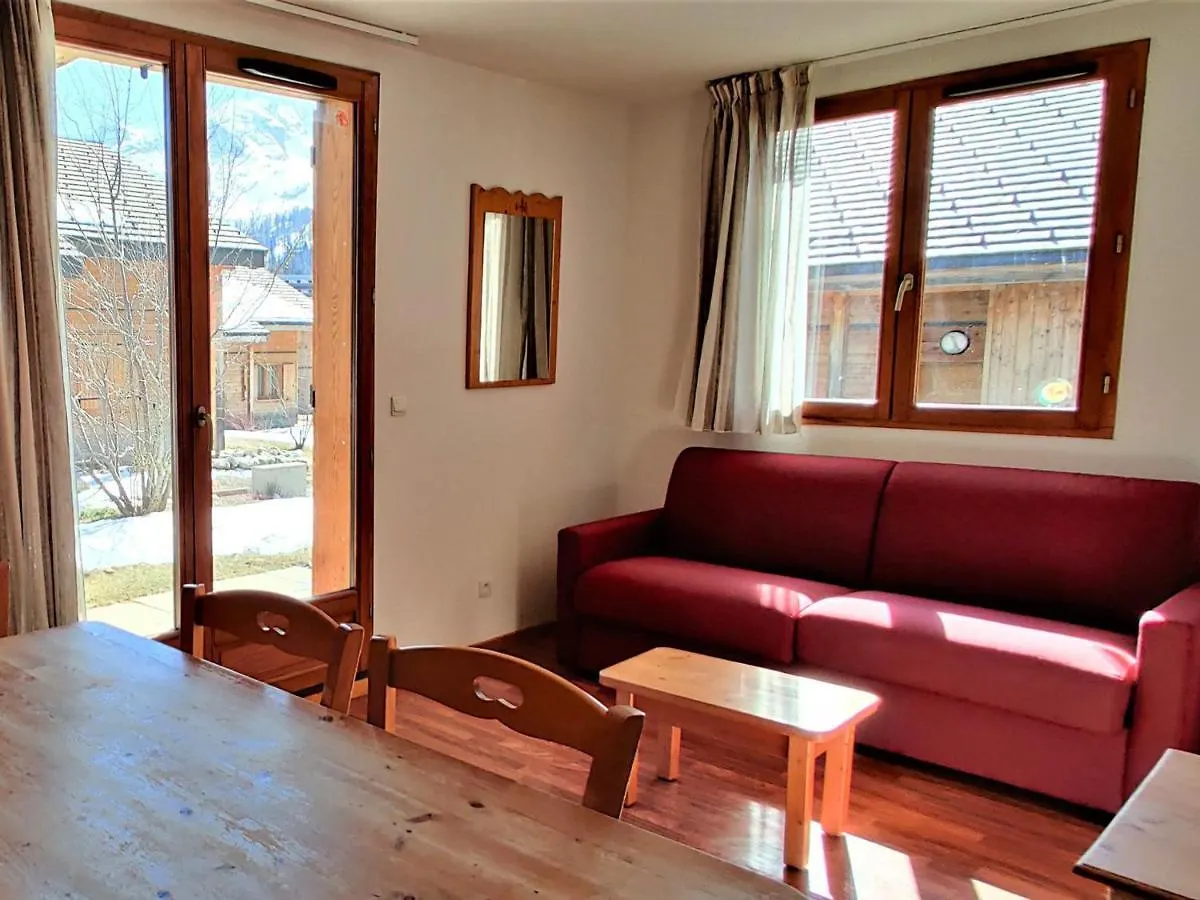 Chalet Mitoyen 3 Pieces 6 Pers. Avec Terrasse Et Piscine - Le Hameau Du Puy, Superdevoluy - Fr-1-504-493 0*,