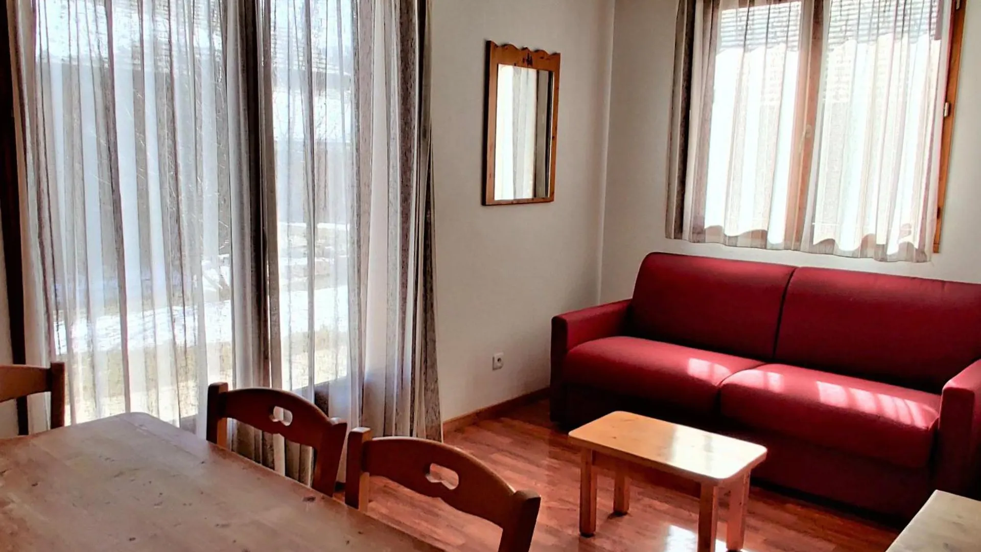 Chalet Mitoyen 3 Pieces 6 Pers. Avec Terrasse Et Piscine - Le Hameau Du Puy, Superdevoluy - Fr-1-504-493 France